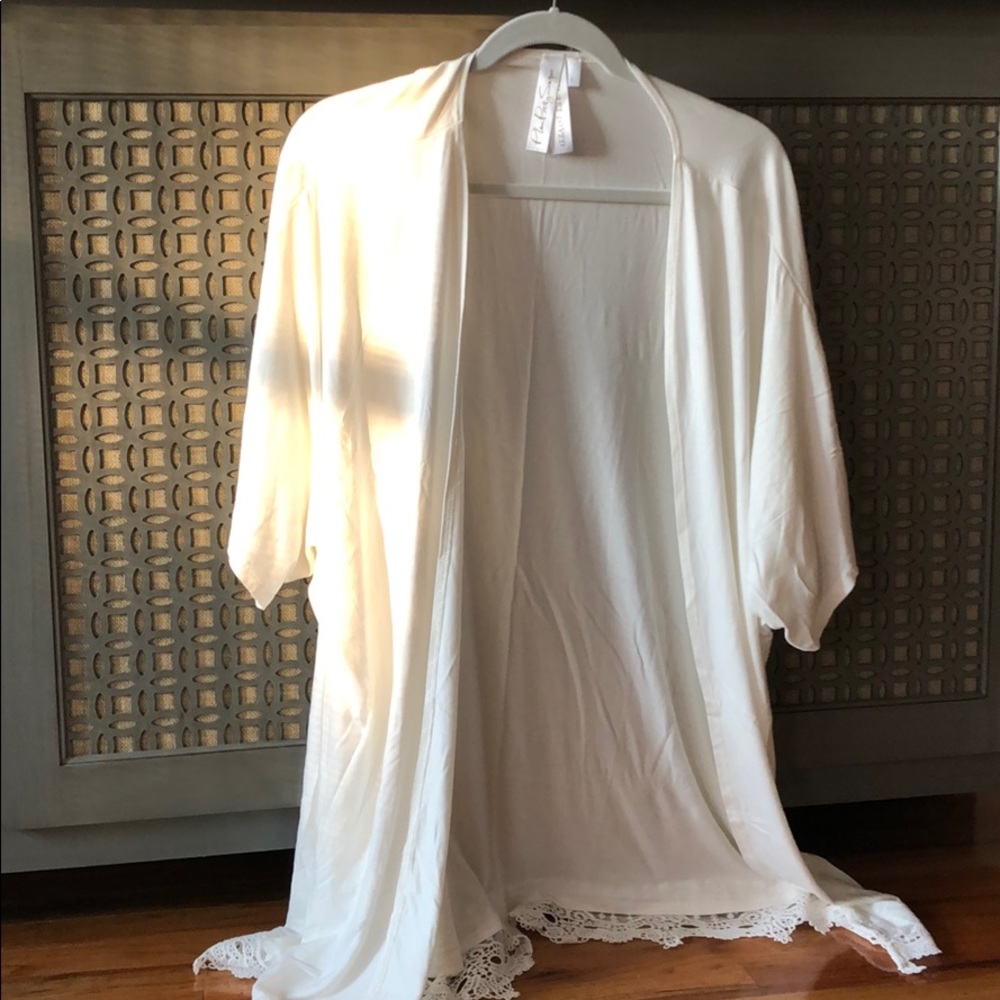 White Plum Pretty Sugar robe with tie